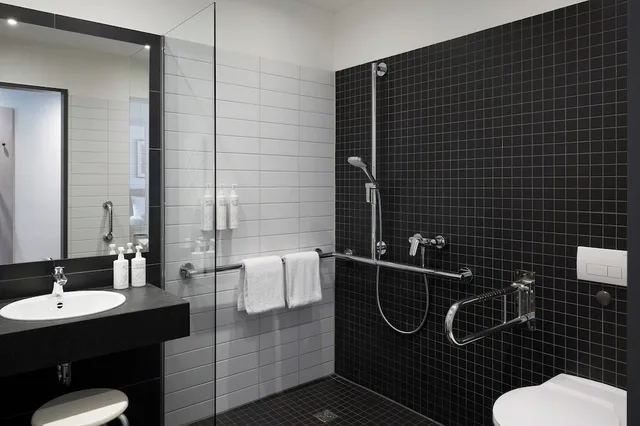 غرفة قياسية بسرير كوين بإطلالة، Four Points Flex by Sheraton Koblenz 4/4