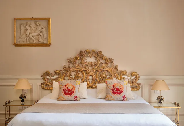 Prestige, Double Bed, Chateau de Rochecotte 2/5