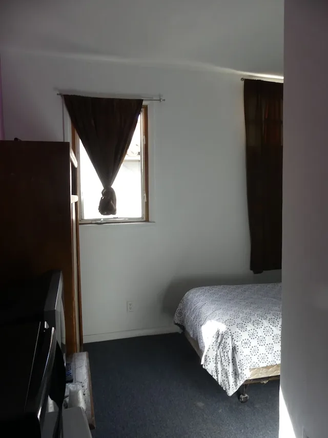 غرفة اقتصادية مفردة بسرير فردي بحمام خاص، Wilshire Orange Hotel 3/3
