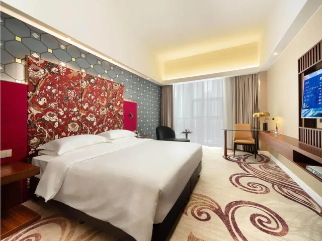 Business, Queen Bed, Metropolo Zhenjiang Railway Station Wanda Square 3/7