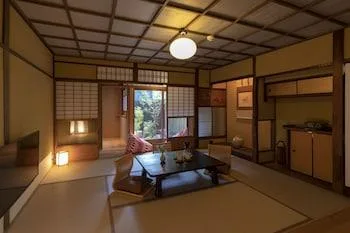 Japanese, Garden, Suite، The Machiya Kamiumeya 1/1