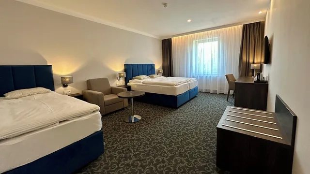 Deluxe, Triple, 1 Queen and 1 Single Bed, Penzion Village 1/3