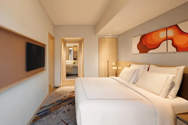 Swiss, Executive, Suite, King Bed، Swissotel Living Jakarta Mega Kuningan 1/3