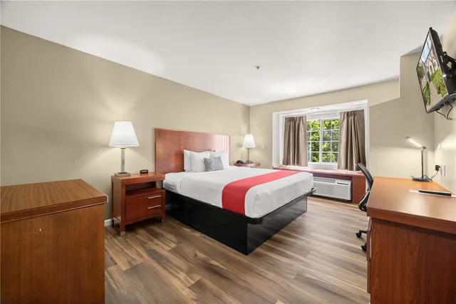 جناح بسرير كينج مع أريكة بمطبخ، Surestay Plus Hotel By Best Western Rocklin 3/7