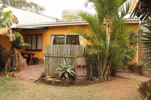Flintstones Guest House Durban، ديربان 5/52