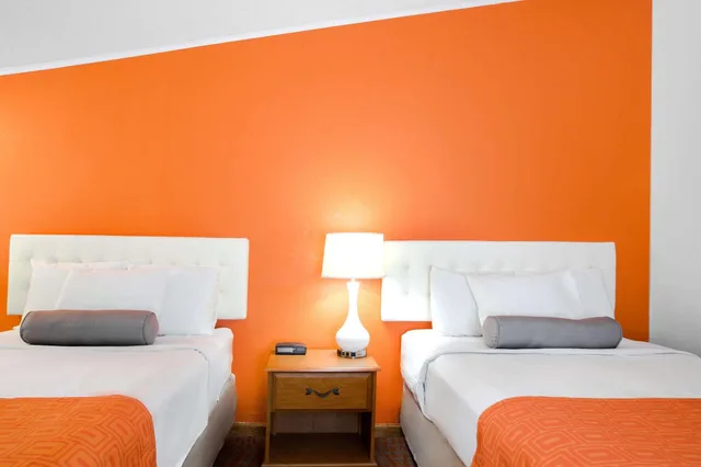 غرفة بسريرين مزدوجين، Howard Johnson By Wyndham Wilmington 2/3
