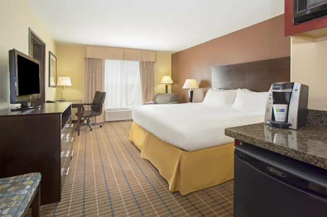 غرفة قياسية بسرير كينج، Holiday Inn Express Hotel And Suites Pauls Valley 3/4