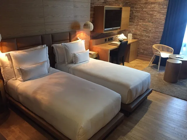 Junior Suite, Studio, King Bed، Monument Hotel 3/10