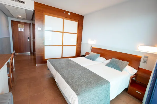 غرفة بثلاثة أسرّة، Cibeles Playa 4/5