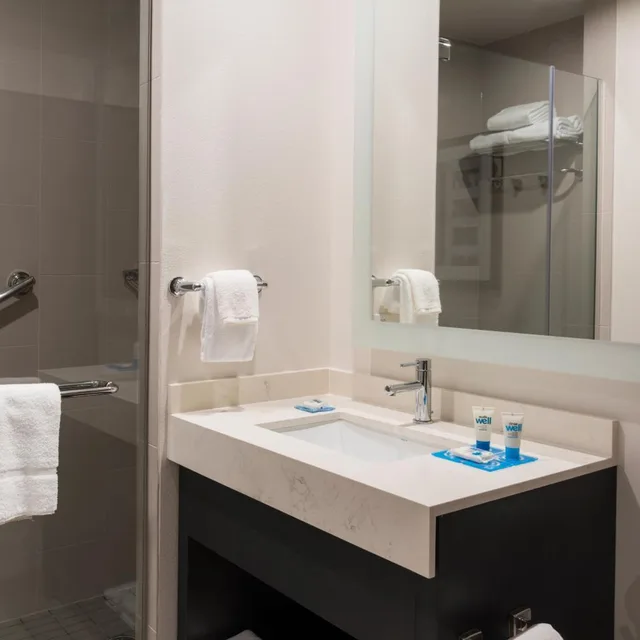 1 Bedroom, Suite, Kitchen, Hyatt House Austin Downtown 2/2