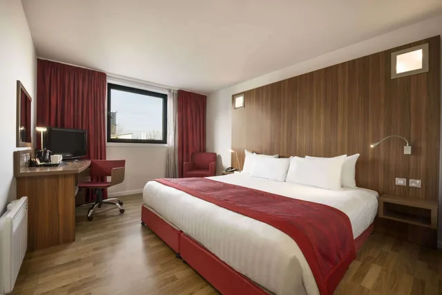 غرفة بسرير كينج، Ramada Encore by Wyndham Newcastle-Gateshead 2/2