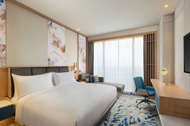 غرفة بسرير كينج، DoubleTree by Hilton Jakarta Bintaro Jaya 1/4