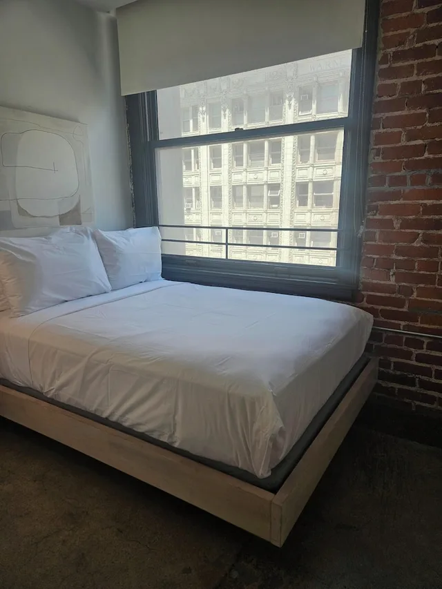 جناح بسرير كينج بغرفة نوم واحدة لذوي الإعاقة، The Winfield Lofts, a Wyndham Hotel 1/2