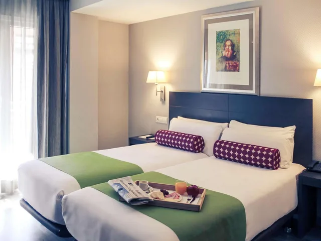 Standard, Single, Mercure Madrid Centro Lope De Vega 5/9
