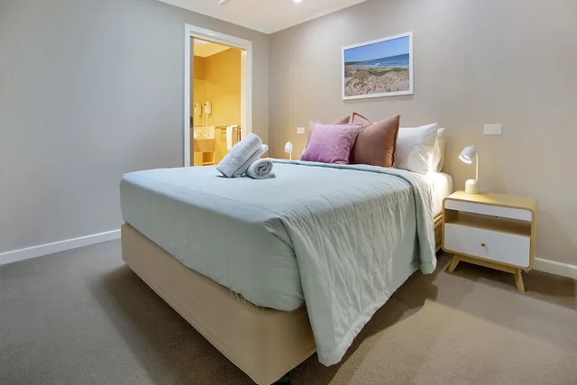 2 Bedrooms, Family, Villa, King and Queen Bed, Bay View, Sofa, Sea Foam Villas 3/8