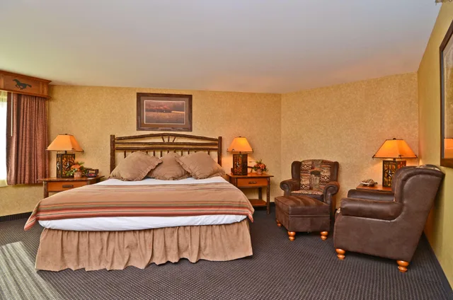غرفة، Best Western Plus Kelly Inn and Suites 1/10