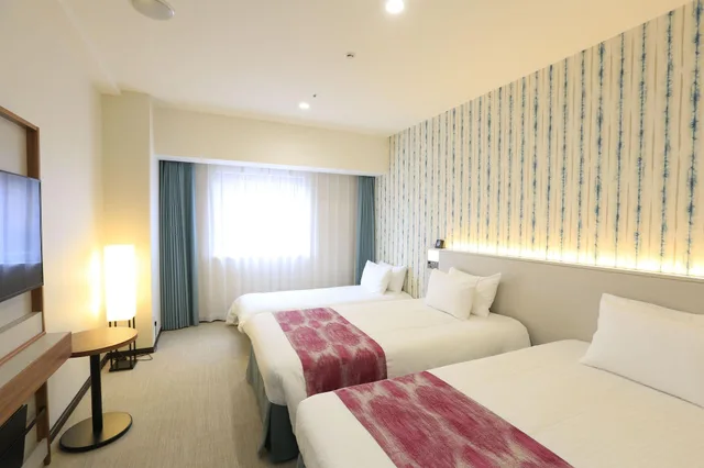 غرفة قياسية بسريرين منفصلين، Hotel Jal City Naha 1/2