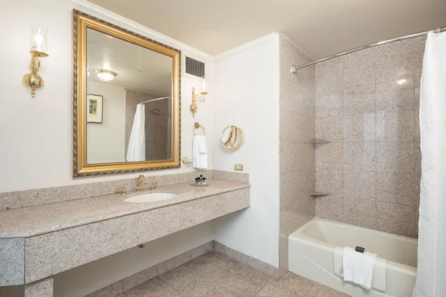 Junior Suite, Studio, 2 Double Beds, Sofa, The Berkeley Richmond, Outset Collection by Hilton 3/3