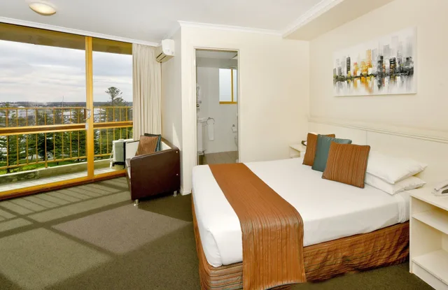 Tower، Atlantic Tower Motor Inn 1/4