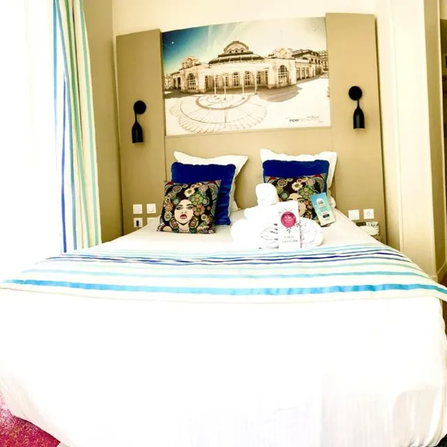 غرفة بسرير مزدوج، Hotel Kyriad Vichy 1/8