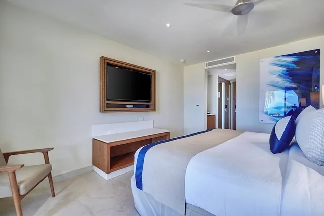 Luxury, 2 Queen Beds, Ocean Front، Royalton Grenada, an Autograph Collection All-Inclusive Resort 5/10