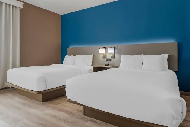 جناح بسريرين كوين، Comfort Suites Hattiesburg near University 1/4