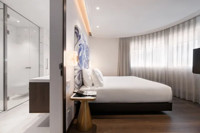 جناح جونيور بسرير كينج، Eurostars Universal Lisboa 4/8