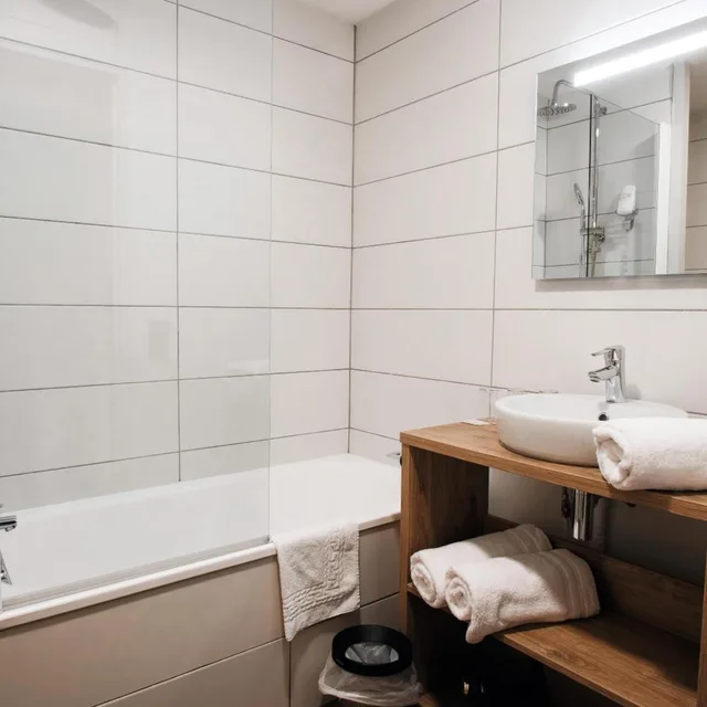 غرفة عائلية بشرفة، Hotel Belambra Les 2 Alpes L'Oree des Pistes 5/6