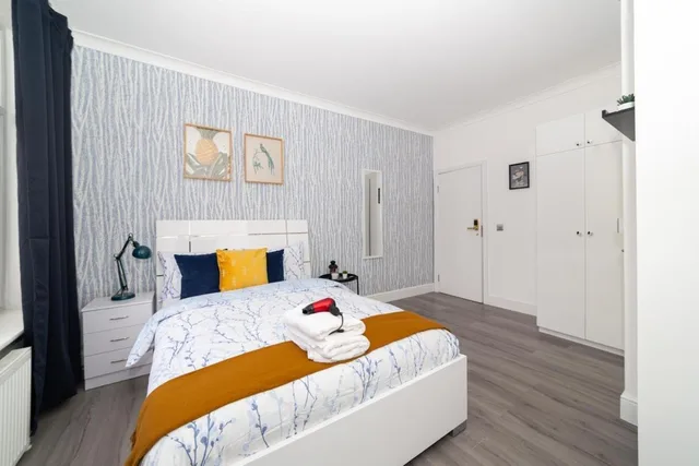 Two Bed Room Apartment (6 Guest)، Diana Hotel Near Wembley Self Serviced Apartments 1/1
