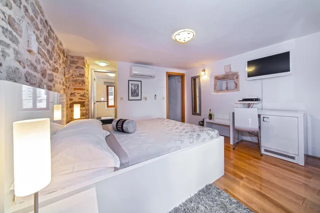 غرفة كومفورت بسرير مزدوج، Villa Split Heritage Hotel 2/10