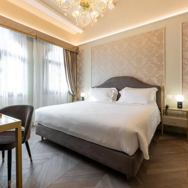 Deluxe, Double Bed, Canal View, Hotel Palazzina Sardi 4/10