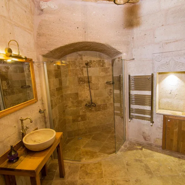 جناح بانورامي بسرير كينج، Caldera Hotel 8/8