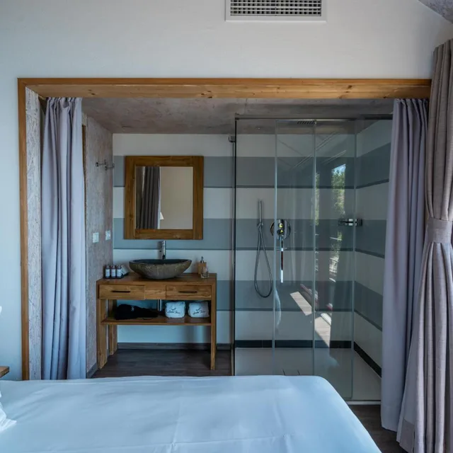 كوخ لذوي الإعاقة، Sesta Terra Natural Resort 4/5