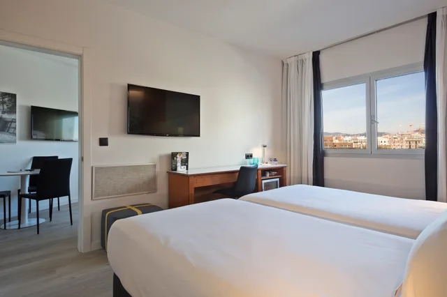 غرفة قياسية رباعية، Innside by Melia Barcelona Apolo 3/9