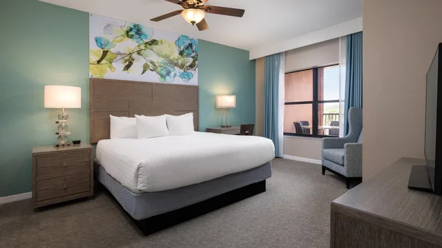 فيلا بسرير كينج بغرفة نوم واحدة مع أريكة لذوي الإعاقة، Holiday Inn Club Vacations at Orange Lake Resort 1/2