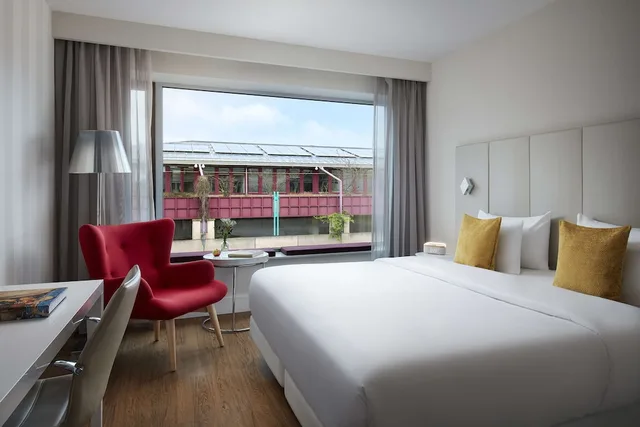 غرفة سوبيريور بسريرين منفصلين، Avani Frankfurt City Hotel 1/3