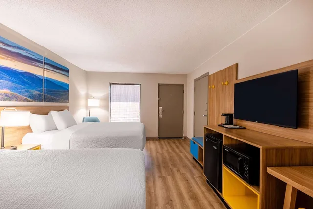 Room, 2 Double Beds, Accessible, Days Inn by Wyndham Mooresville Lake Norman 1/8