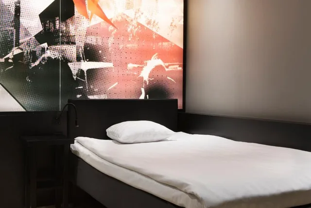 Compact, Single, No Window، Comfort Hotel Xpress Stockholm Central 1/6
