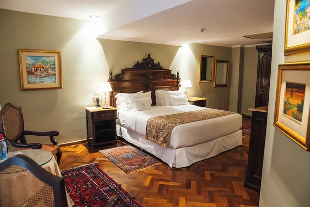 Senior, King Bed، Nino Hotel Boutique 2/7