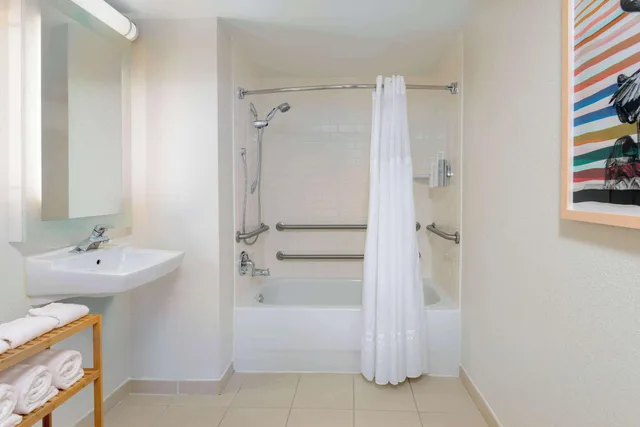 غرفة لذوي الإعاقة، Homewood Suites by Hilton Bonita Springs Naples North 4/4