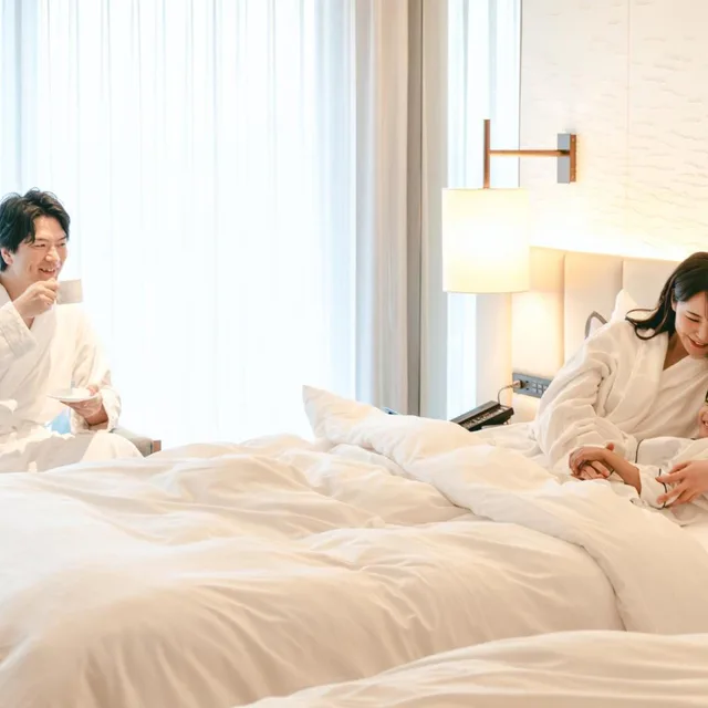 غرفة كلوب بسريرين مزدوجين مع دخول صالة النادي، The Westin Yokohama 5/6