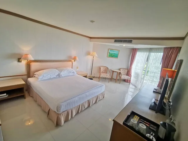 غرفة ديلوكس بسرير مزدوج، Khanom Golden Beach Hotel 6/9