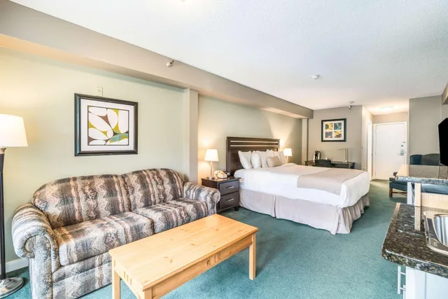 غرفة بسرير كينج مع أريكة، The Valley Inn, an Ascend Collection Hotel 3/4