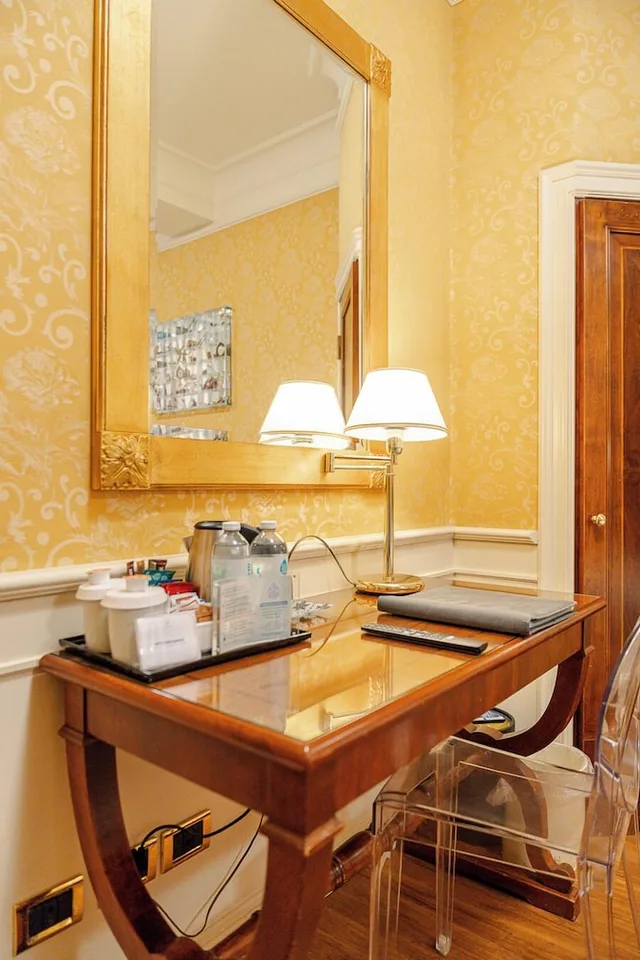 Junior, Triple, Double Bed, Sofa, Art Hotel Orologio 6/6
