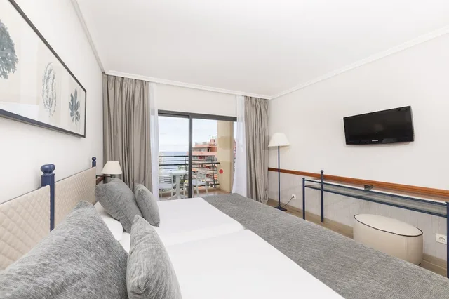 Room, Single, Double Bed, Sea View, Be Live Experience Orotava 2/3
