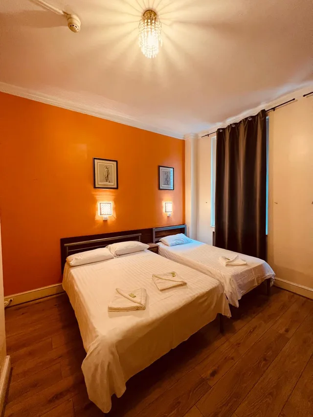 غرفة عائلية بحمام خاص، Gresham Hotel 3/8