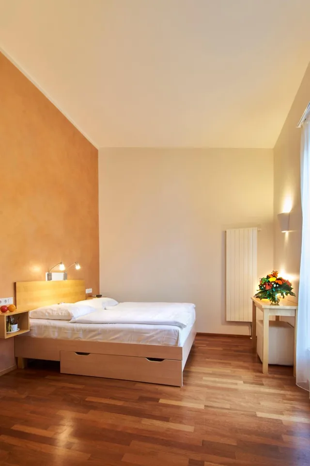 Standard, Triple, Town Hotel Wiesbaden 3/10
