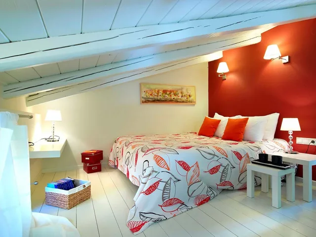 لوفت ديلوكس بسرير مزدوج مع أريكة، Eliathos Residence Houses 1/10