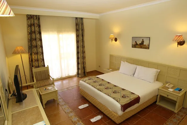 Standard, Twin Beds, Pool View, Sunrise Sentido Mamlouk Palace 1/6