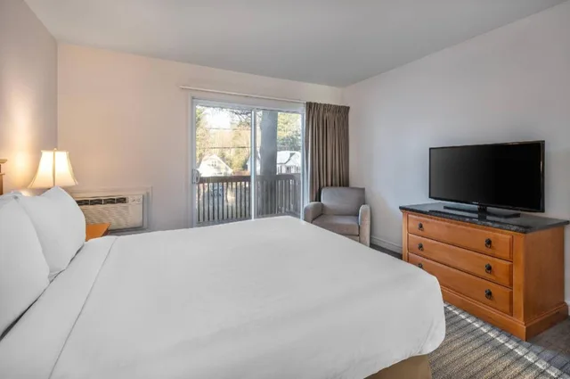 غرفة بسرير كوين، Hotel Cheribourg, an Ascend Collection Hotel 2/4